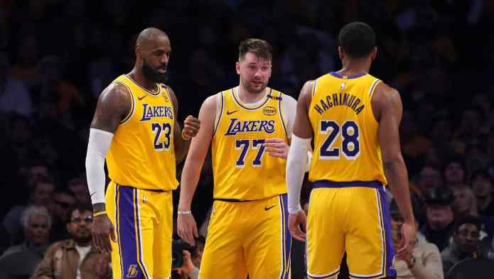 BASKETBALL Lakers 07206107