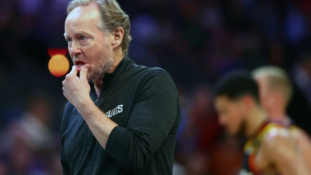 Phoenix Suns Fire Head Coach for Third Straight Season