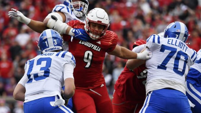 Louisville Climbs AP Top 25 Poll, Eyes Orange Bowl Bid