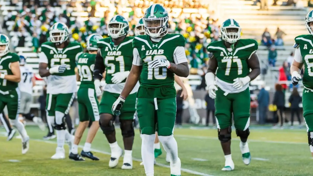 Star RB Lee Beebe Jr. launches UAB to major win over Rice
